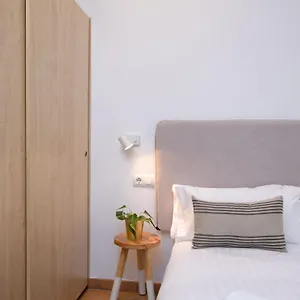 https://flateli-ballesteries-26-a.topcostabravahotels.com